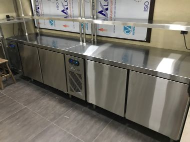 Bàn mát 3 cánh inox 2.1m Berjaya BS3DC7/Z