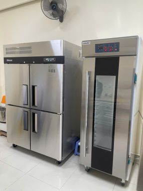 LX- T18 TỦ Ủ BỘT 18 KHAY LUXURY